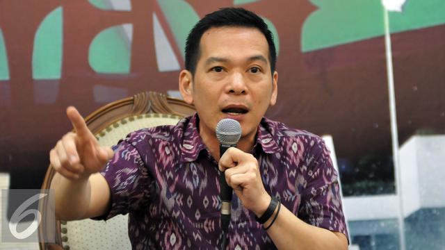 Legislator Kecewa Foto Menhut Viral Bersama Pelaku Pembalakan Liar