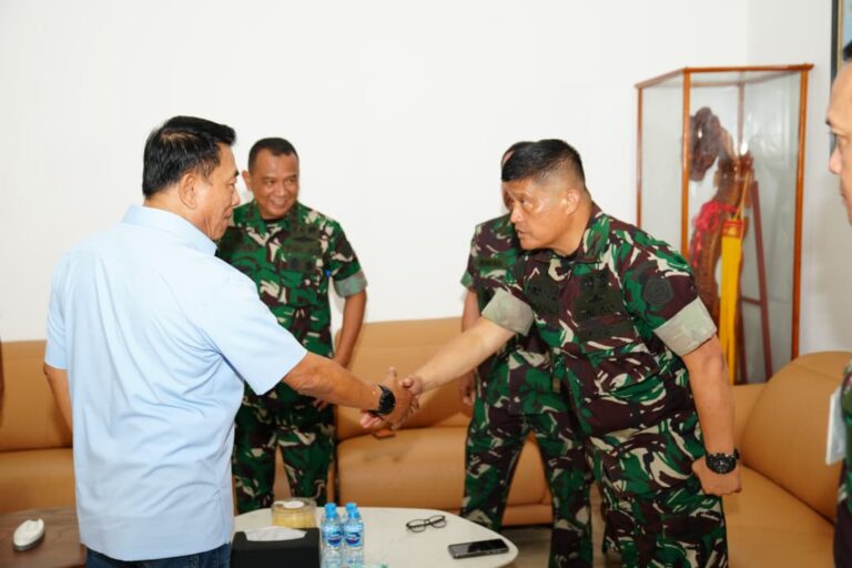 Mabes TNI Pererat Silaturahmi dengan Sesepuh Jenderal Moeldoko
