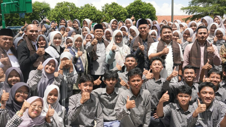 DPR Beri Apresiasi KBM di MAN 1 Subang, Prestasi Siswa Baik Sekali