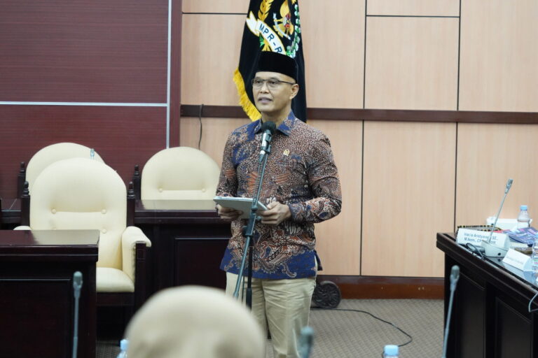 Prabowo Tawarkan Kirim Pasukan Perdamaian RI ke Gaza, DPR Sebut Sesuai Amanat UUD 1945