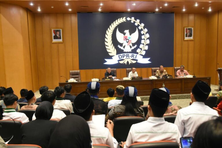 DPR Sepakat Lakukan Reformasi Menyeluruh, Dipimpin Langsung Puan