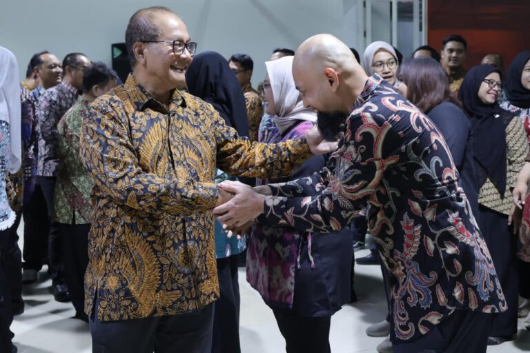 Kementerian UMKM Lantik 70 PPPK Wujudkan Pelayanan Lebih Baik bagi UMKM