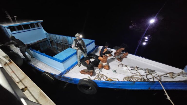 Bakamla Tangkap Terduga Perompak Batu Bara