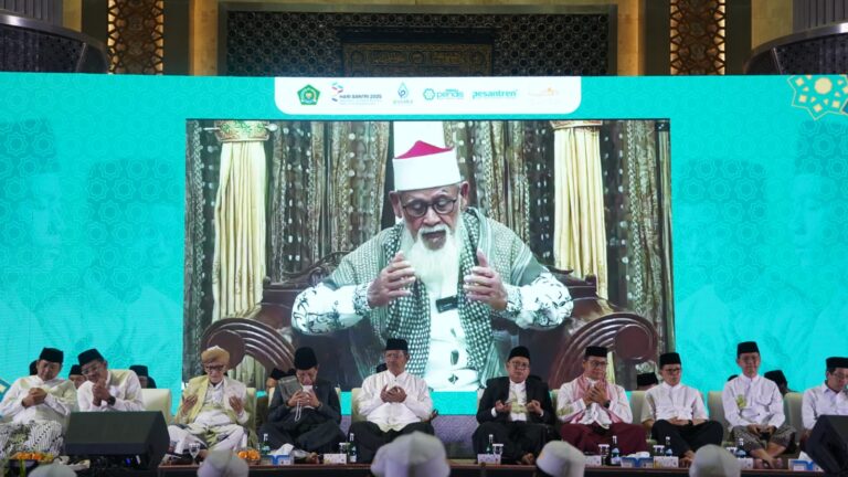Kemenag Gelar Istighasah Hari Santri Bersama Ribuan Santri di Istiqlal