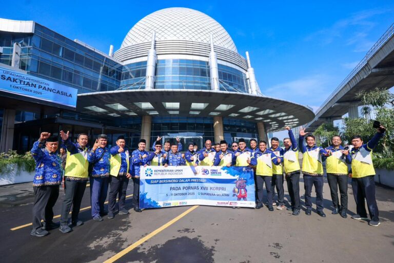 Sesmen UMKM Lepas Kontingen Pornas Korpri XVIII ke Palembang