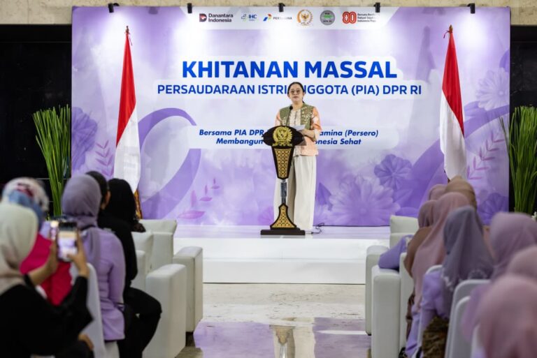 Pesan Puan ke Para Istri Anggota DPR di Acara Khitanan Massal, Dukung Pasangan