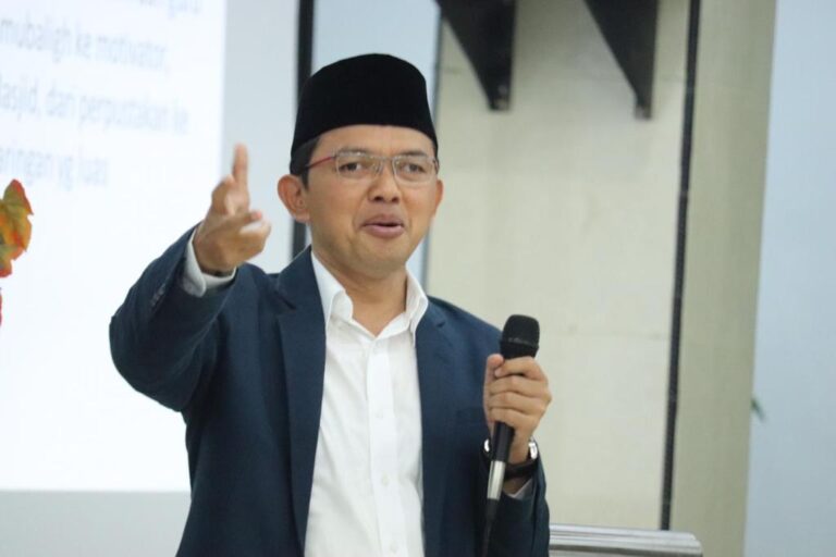 Tragedi di Sidoarjo Jadi Pelajaran, DPR Dorong Pemerintah Hadir dalam Pembangunan Ponpes