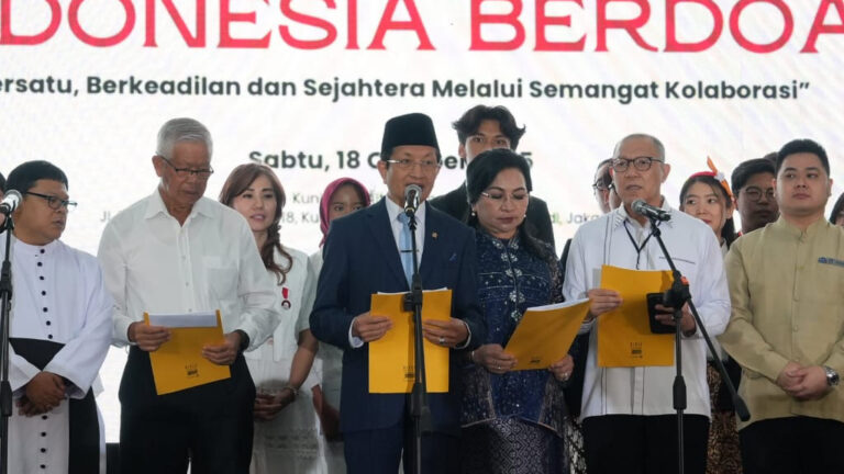 Menag Pimpin Doa dan Bacakan Deklarasi Perdamaian