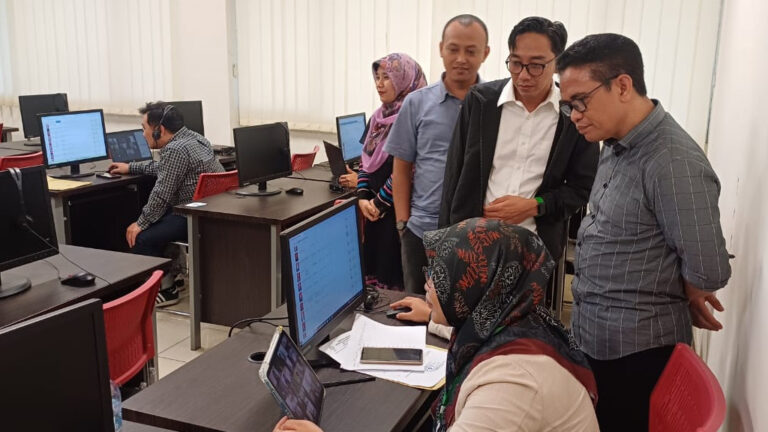 Kemenag Gelar Uji Pengetahuan PPG Daljab 2025, Ratusan Guru Difabel Ikut
