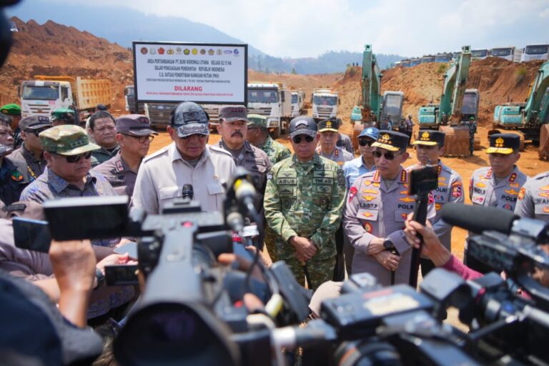 Panglima TNI dan Menhan Tinjau Keberhasilan Satgas PKH Tertibkan Tambang Nikel Ilegal di Sulteng