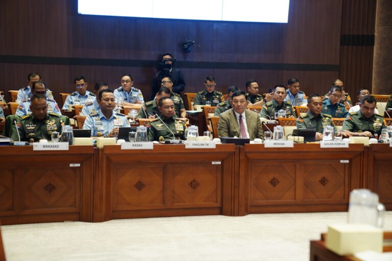 Menhan dan Panglima TNI Tegaskan Pertahanan jadi Penopang Stabilitas Nasional