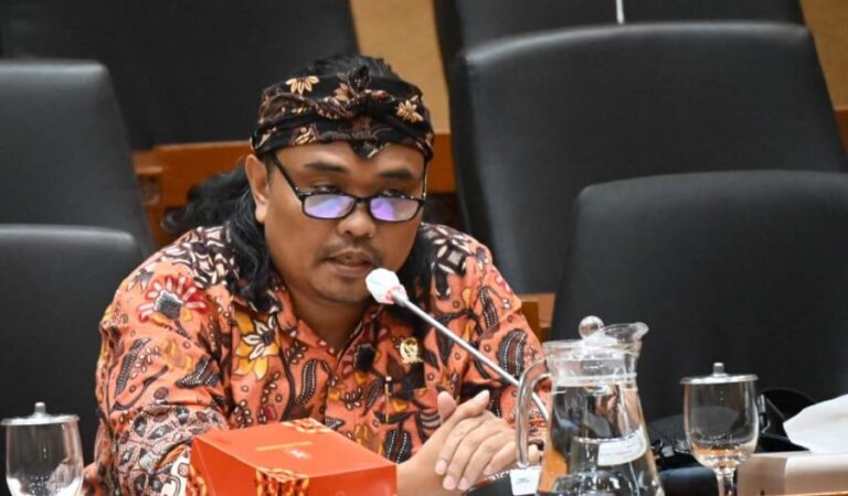 Indonesia Jadi Sasaran Utama Job Scam, DPR: Ancaman Serius Perlindungan Tenaga Kerja