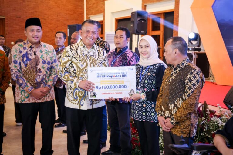 Wamen Helvi Tekankan Pentingnya Penguatan Permodalan bagi UMKM untuk Naik Kelas