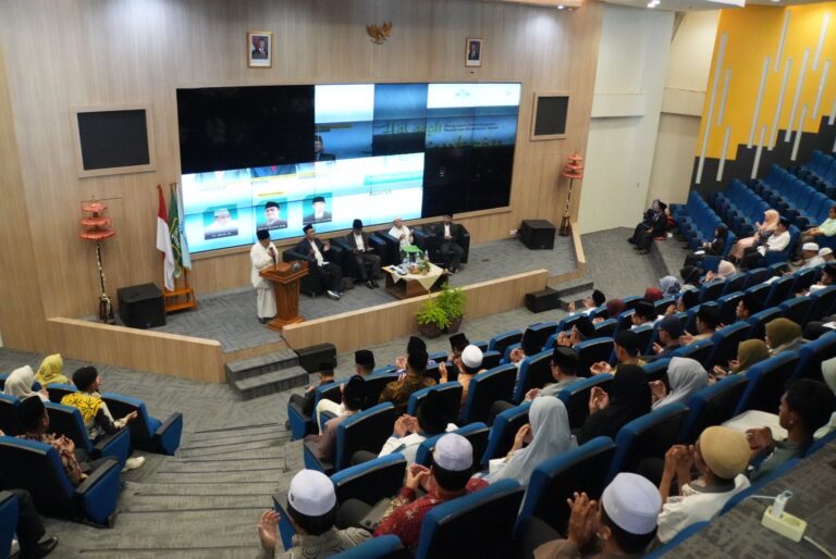 Pesantren Didorong Lahirkan Generasi Berwawasan Luas dan Adaptif