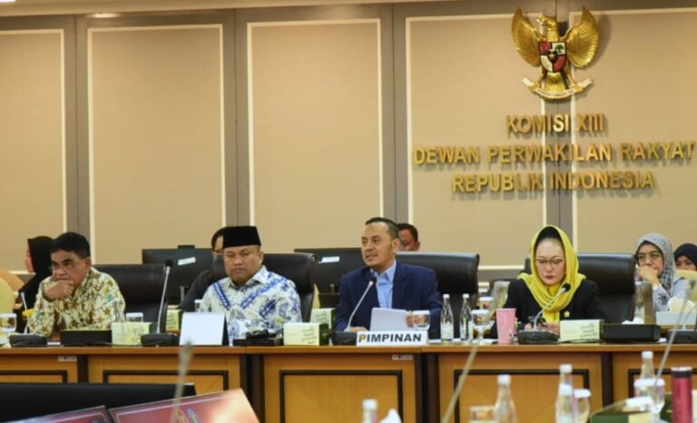 Dukungan DPR Terhadap Putusan MK soal AKD Tak Lepas dari Kepemimpinan di Parlemen