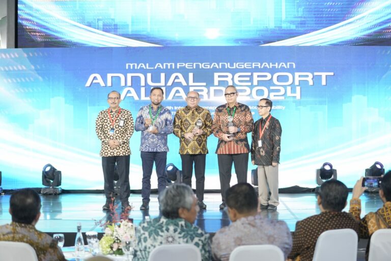 Jasa Marga Raih Juara 2 Annual Report Award 2024 Kategori BUMN Go Publik Non Keuangan