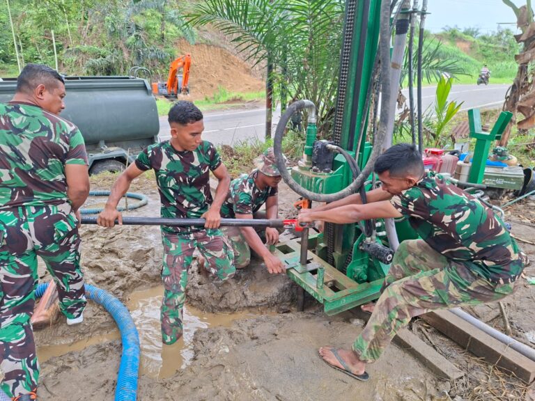 TNI Bangun Sumur Bor di Sejumlah Wilayah Aceh