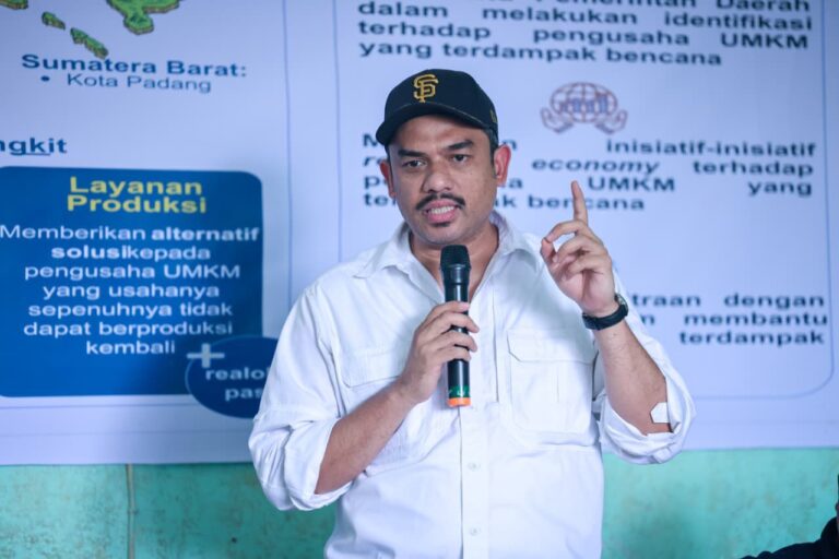 Kunjungi Aceh Tamiang, Menteri Maman Luncurkan Klinik UMKM Bangkit