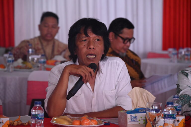 Sopir Tronton Tambang Anak Dibawah Umur, Adian: Wibawa Negara Hilang