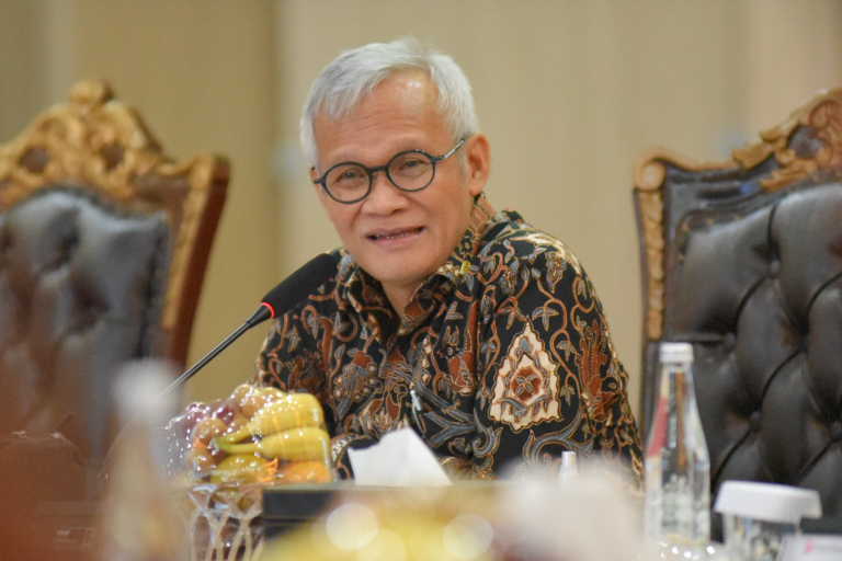 Tembus Aset Rp10 Triliun, DPR Puji Kinerja Positif Bank Banten