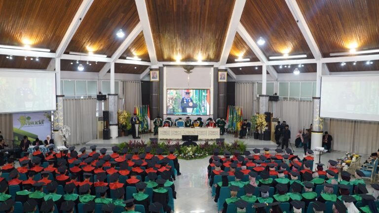 Gelar Wisuda ke-XIX, Universitas Islam Depok tegaskan Komitmen Cetak Generasi Unggul Berkarakter Islami