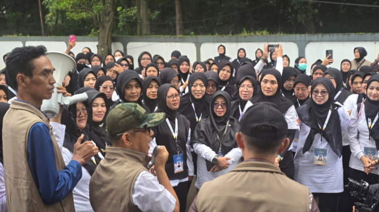 Dirjen PHU Tegaskan PPIH Wajib Hadirkan Layanan Nyata bagi Jemaah Haji