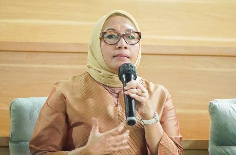 Petugas Haji Perempuan 2026 Capai 33 Persen, Menteri PPPA: Alhamdulillah