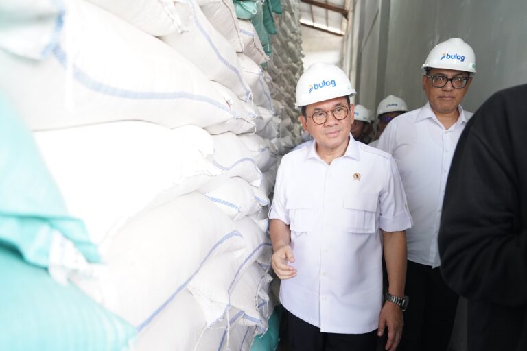Dukung Asta Cita, Mendag Optimalkan Gudang SRG untuk Cadangan Pangan