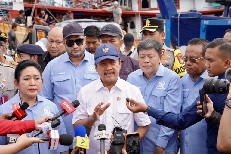 KKP Pastikan Stok Ikan Aman dan Harga Stabil Hingga Lebaran