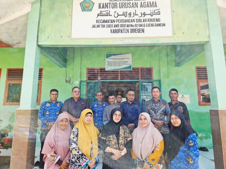 Kemenag dan ANRI Terjunkan Tim Selamatkan Arsip KUA Pasca-Bencana di Aceh