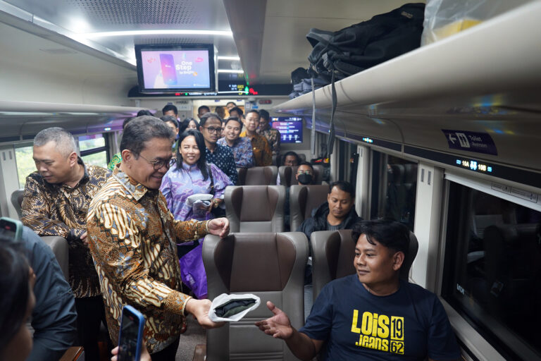 Tembus Pasar KAI, 6 Produk UMKM Lokal Kini Hadir di 15 Jalur Kereta Api