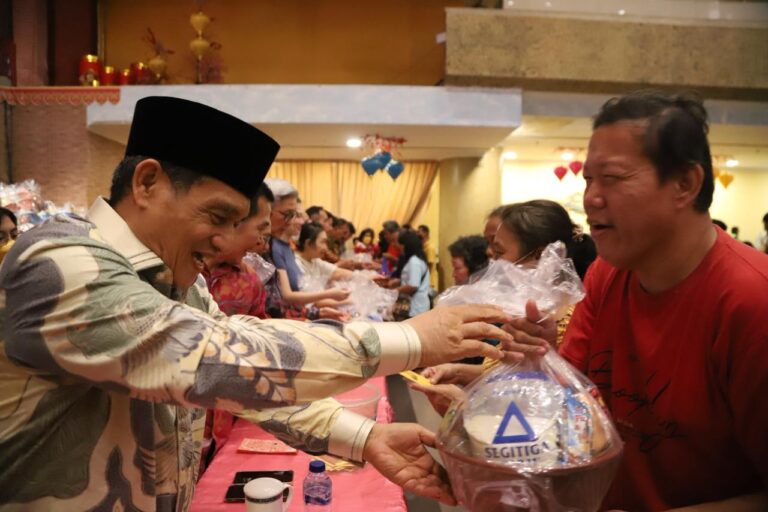 Wamenag: Rumah Ibadah Harus Jadi Pusat Pelayanan Kemanusiaan