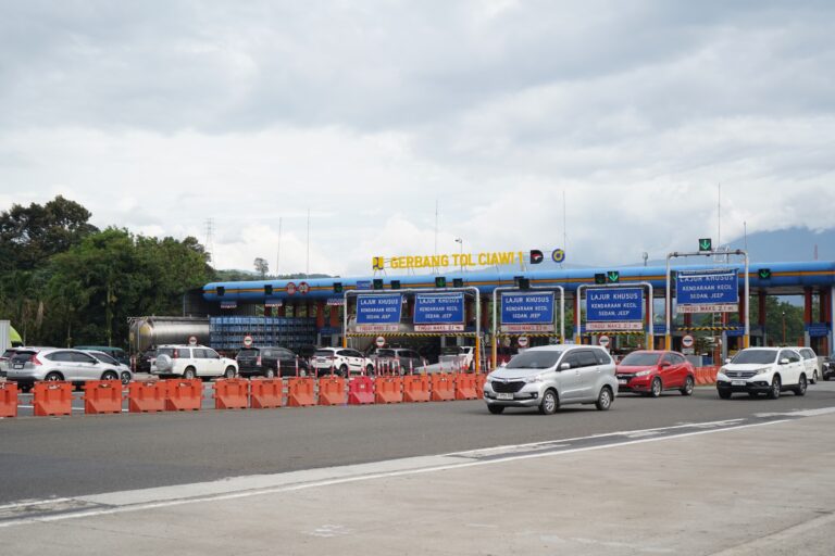 Arus Mudik Lebaran 2026 Meningkat, Lebih dari 2,1 Juta Kendaraan Melintas di Tol Jabodetabek dan Jawa Barat