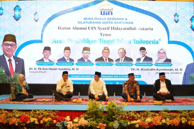 Rektor UIN Jakarta Paparkan Tiga Fokus Utama Pengembangan Universitas di Hadapan Para Alumni