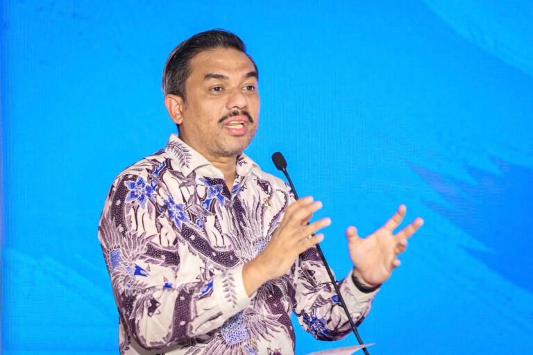 Menteri Maman Ajak Pengusaha UMKM di NTT Optimalkan KUR