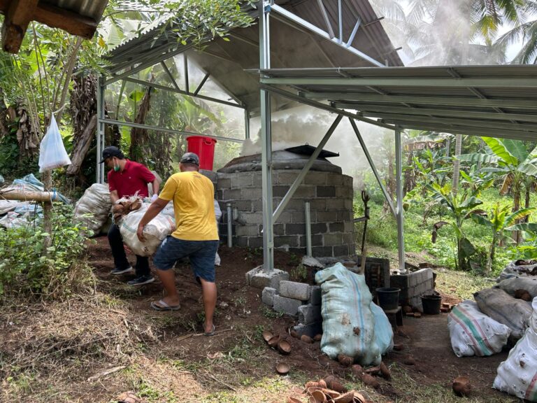 Industri Arang Kelapa Pacu Produksi dan Efisiensi Energi