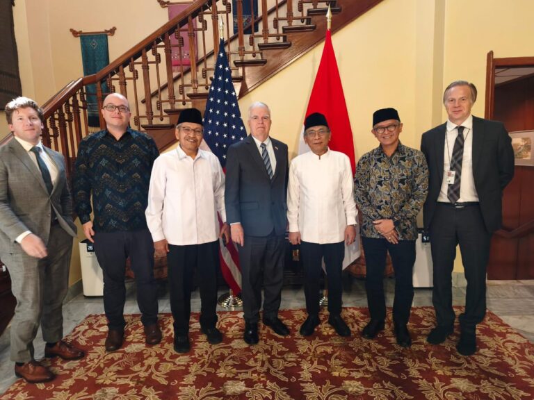 Gus Yahya Temui Dubes AS Bahas Perdamaian Timur Tengah