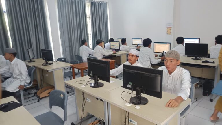 69 Ribu Santri Ikuti UAN PKPPS 2025/2026, Kemenag Tekankan Integritas dan Transformasi Digital