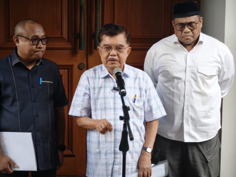 JK Bantah Tudingan Danai Isu Ijazah Jokowi, Siap Lapor Polisi