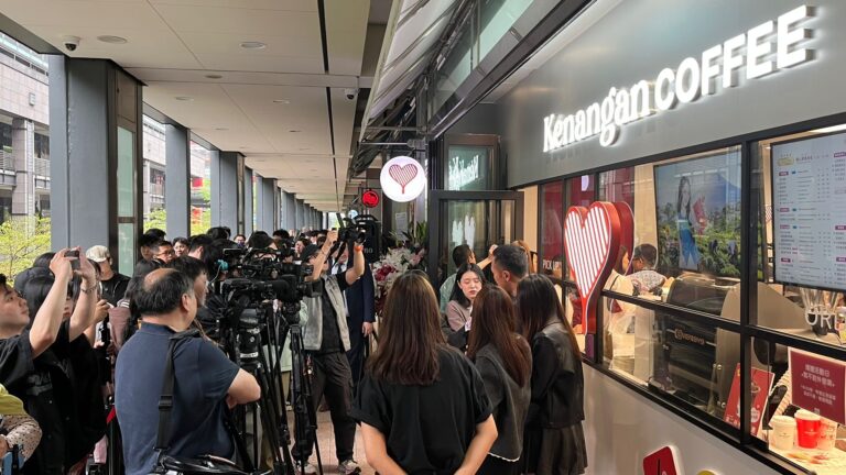 KDEI Taipei Dukung Ekspansi Global Kopi Kenangan, Gerai Perdana di Taiwan Disambut Antusias