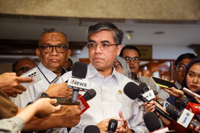 Peminat Membludak, Menaker Yassierli Usulkan Tambahan 150 Ribu Kuota Magang Nasional 2026