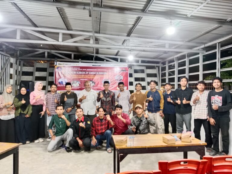 FGD LS-ADI di Palu: Pendidikan Berkarakter Jadi Kunci Hadapi Krisis Lingkungan