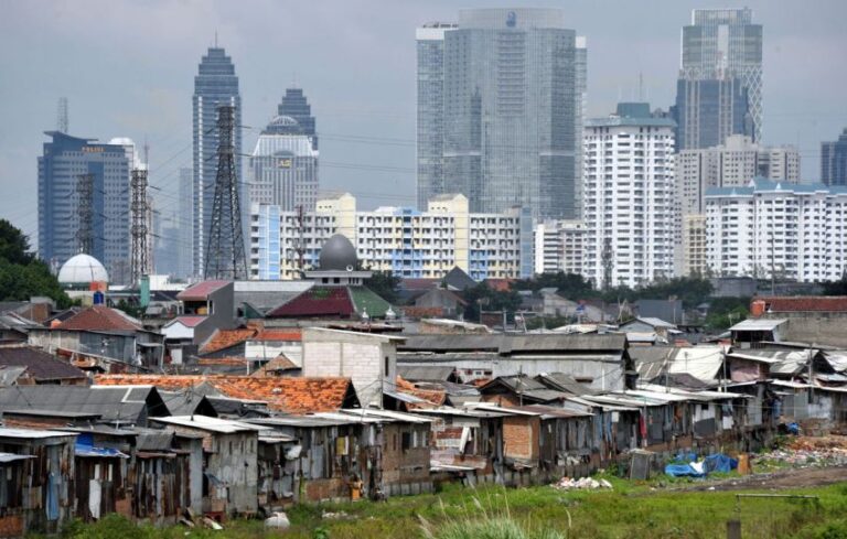 Pertumbuhan Ekonomi Indonesia Dinilai Hanya Memperkaya Segelintir Elite
