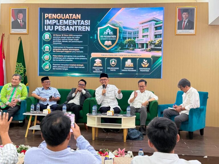 Mahasiswa UNUSIA Gugat UU Pesantren ke MK, Desak Negara Hapus Syarat Anggaran Berdasarkan Kemampuan Keuangan