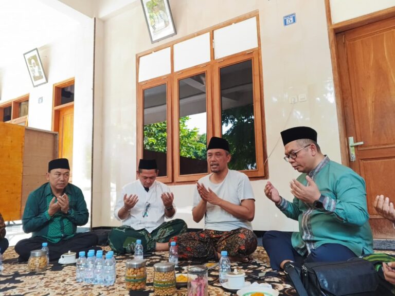Disambut Gus Fahim Royani, Hery Haryanto Azumi Didoakan Maju Ketum PBNU pada Muktamar NU ke-35