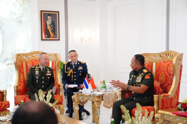 Panglima TNI Perkuat Kerja Sama Strategis dengan Panglima Angkatan Bersenjata Thailand