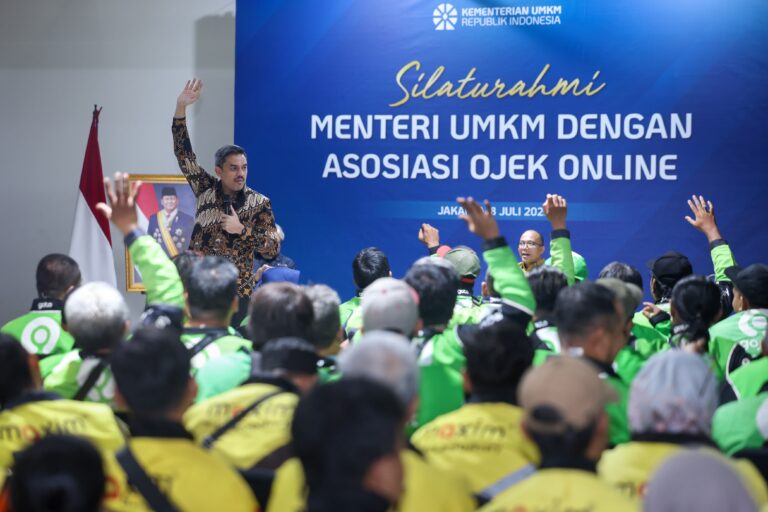 Menteri UMKM: Mayoritas Pengemudi Ojol Pilih Jadi Bagian dari Usaha Mikro