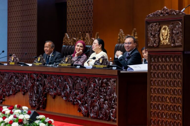 Tutup Masa Sidang, Puan Sebut DPR Kawal Isu Antisipasi Dampak El Nino Hingga Evaluasi Program Magang Dokter