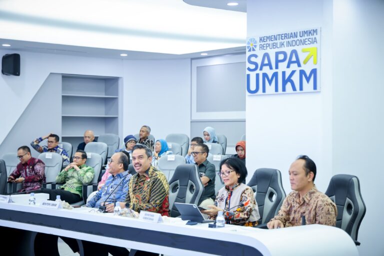 Menteri UMKM Pastikan Banpres bagi UMKM Terdampak Bencana Sumatera Tepat Sasaran