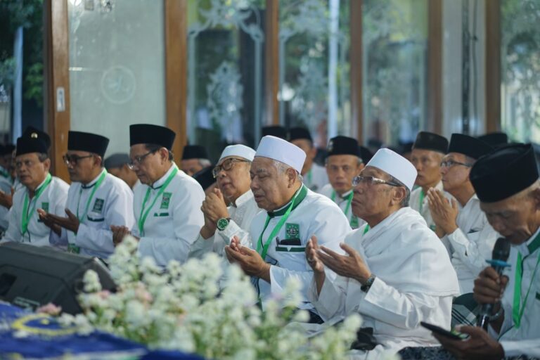 Jelang Muktamar NU ke-35, JATMAN Gelar Istighatsah dan Manaqib Kubro di Tambakberas